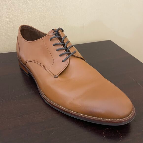 Banana Republic Men's Oxford Leather Dress Shoes - Picture 3 of 8